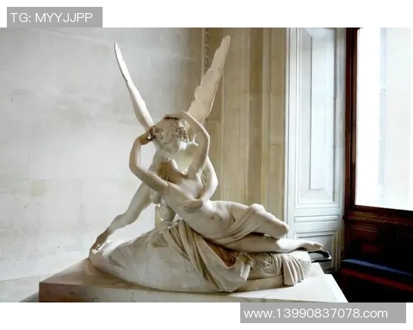 足球场上的激情与爱恋：球星们的爱情故事与情感纠葛揭秘